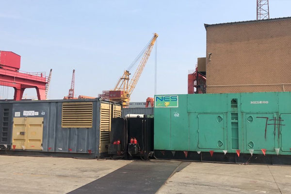 昌都发电机出租空气滤清器的清洁频率是多少？